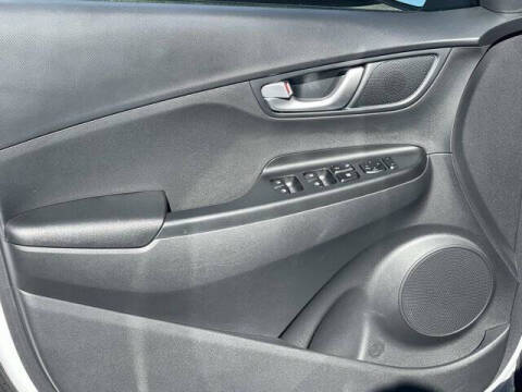 2023 Hyundai Kona Electric SE