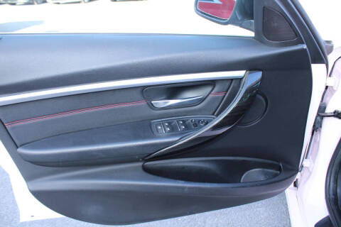 2017 BMW 3 Series 330i