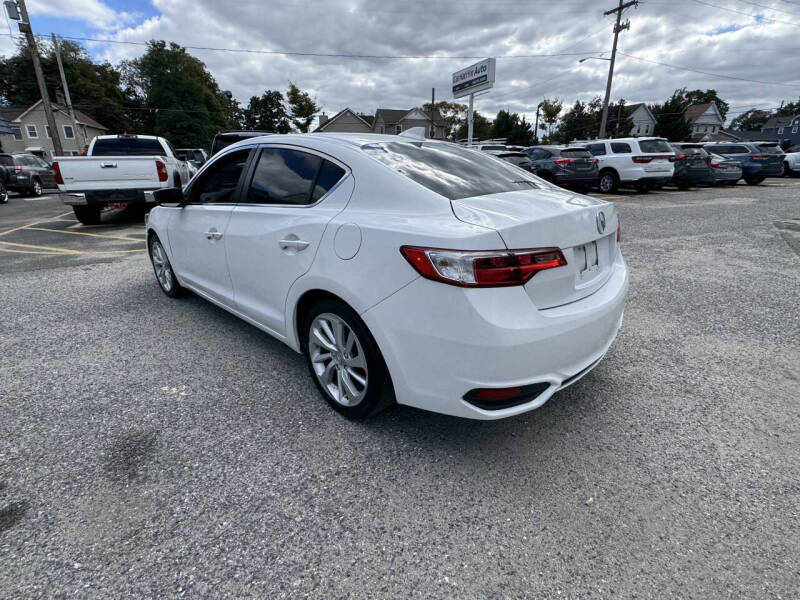 2018 Acura ILX w/Premium