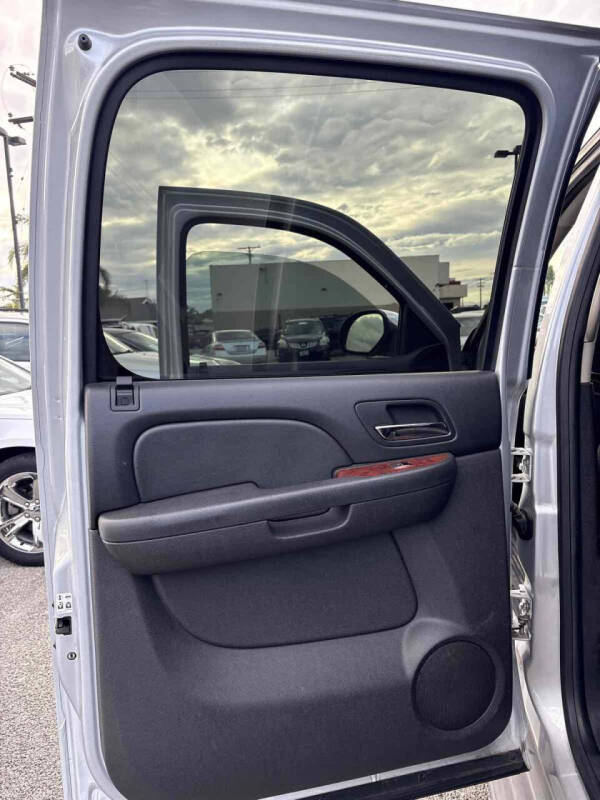 2013 Chevrolet Suburban LS