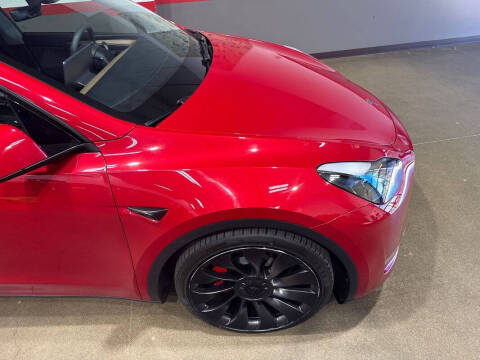 2023 Tesla Model Y Performance