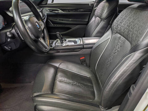 2022 BMW 7 Series 750i xDrive