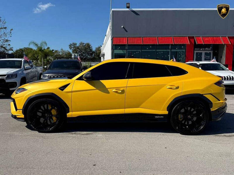 2024 Lamborghini Urus Performante