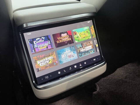 2023 Tesla Model S Plaid