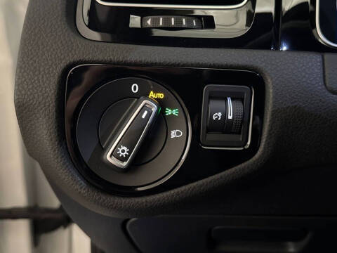 2019 Volkswagen Golf R 4Motion