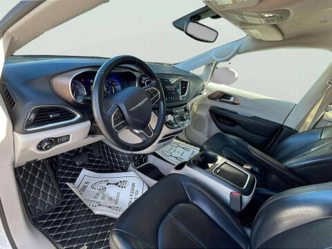 2018 Chrysler Pacifica Touring L Plus
