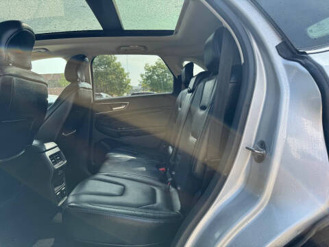 2017 Ford Edge Titanium