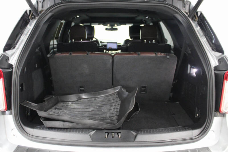 2021 Ford Explorer Platinum