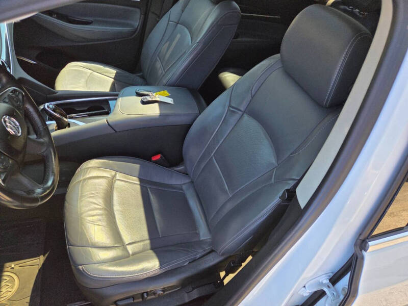 2018 Buick Enclave Essence