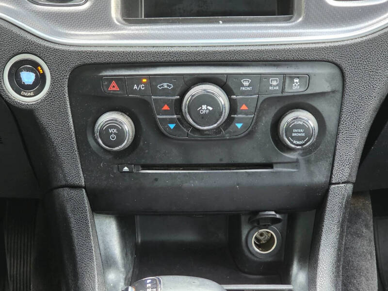 2014 Dodge Charger SE