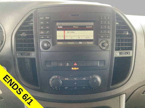 2016 Mercedes-Benz Metris Passenger