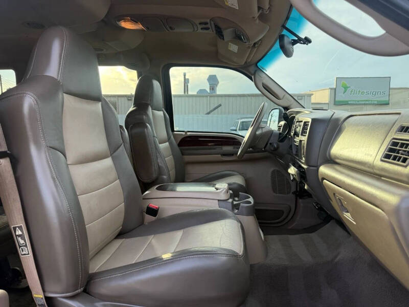 2003 Ford Excursion Eddie Bauer