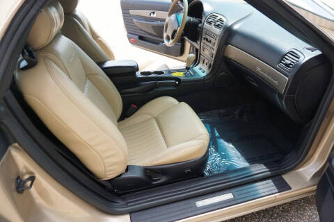 2005 Ford Thunderbird Deluxe