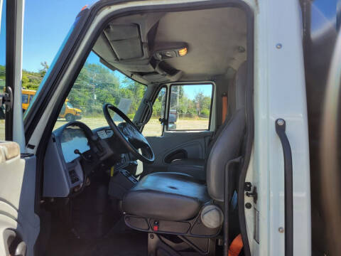 2005 International DuraStar 4400
