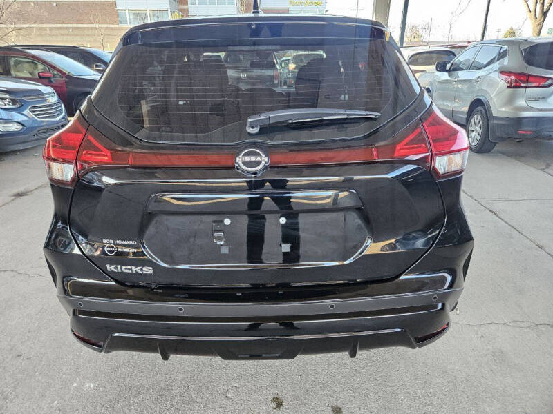 2024 Nissan Kicks S