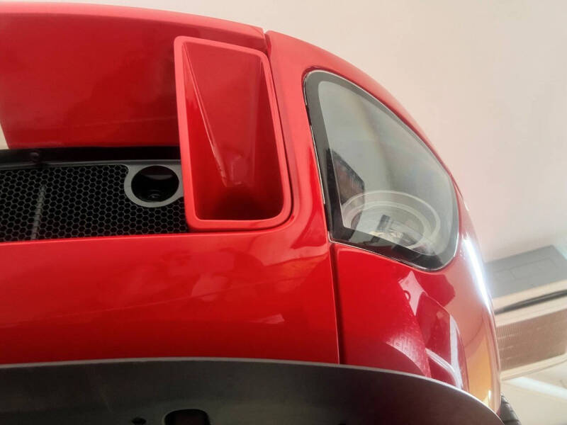 2005 Ford GT Base - Photo 35