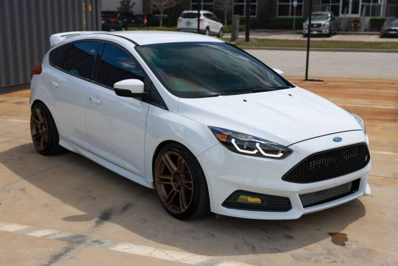 2017 Ford Focus ST