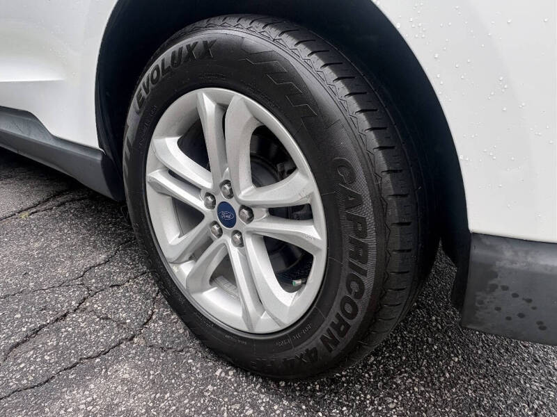 2020 Ford Edge SEL