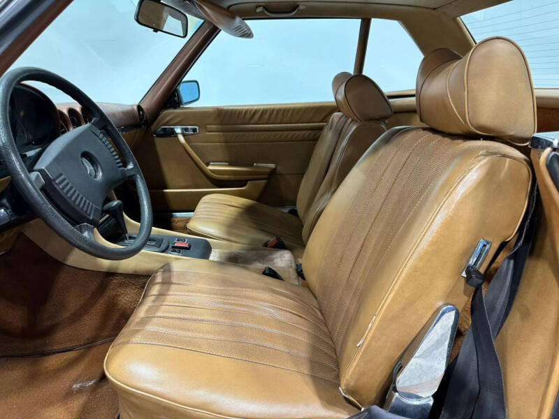 1975 Mercedes-Benz 450-Class