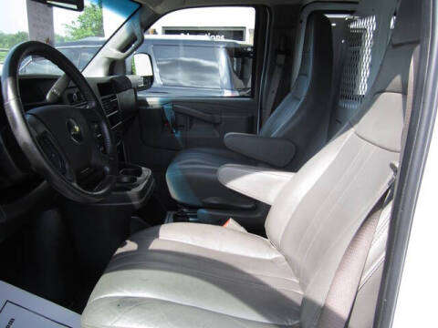 2023 Chevrolet Express 2500