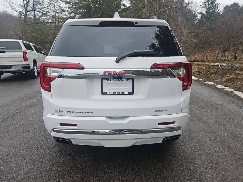 2021 GMC Acadia Denali