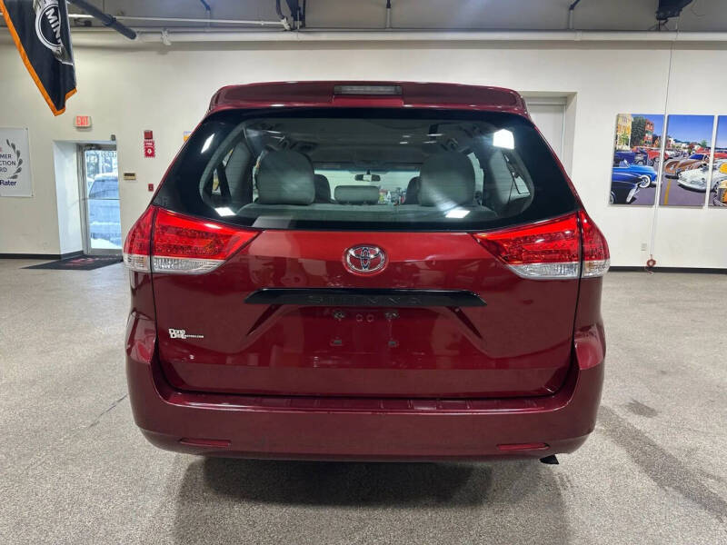 2012 Toyota Sienna