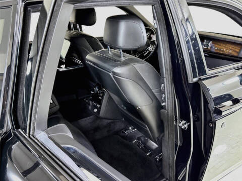 2019 Rolls-Royce Phantom