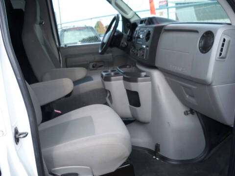 2013 Ford E-Series E-150