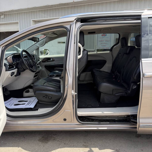 2018 Chrysler Pacifica Touring L