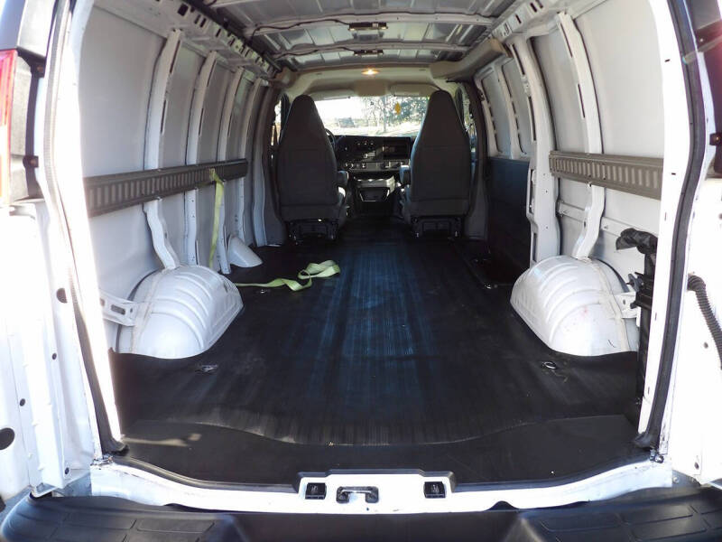 2017 Chevrolet Express 2500
