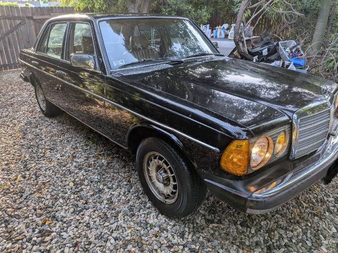 1982 Mercedes-Benz 300-Class