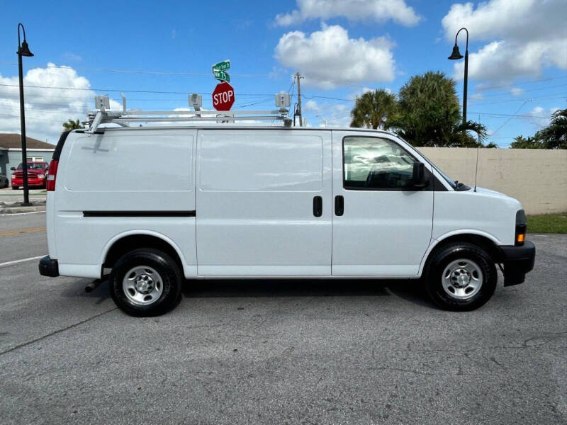 2020 Chevrolet Express 2500