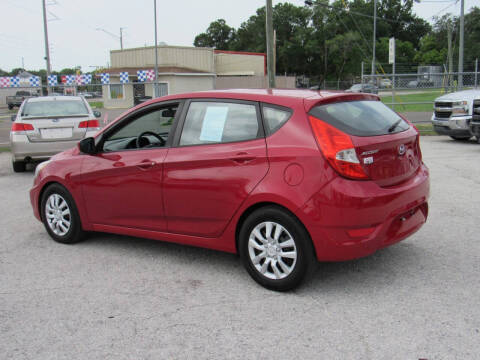 2017 Hyundai Accent SE