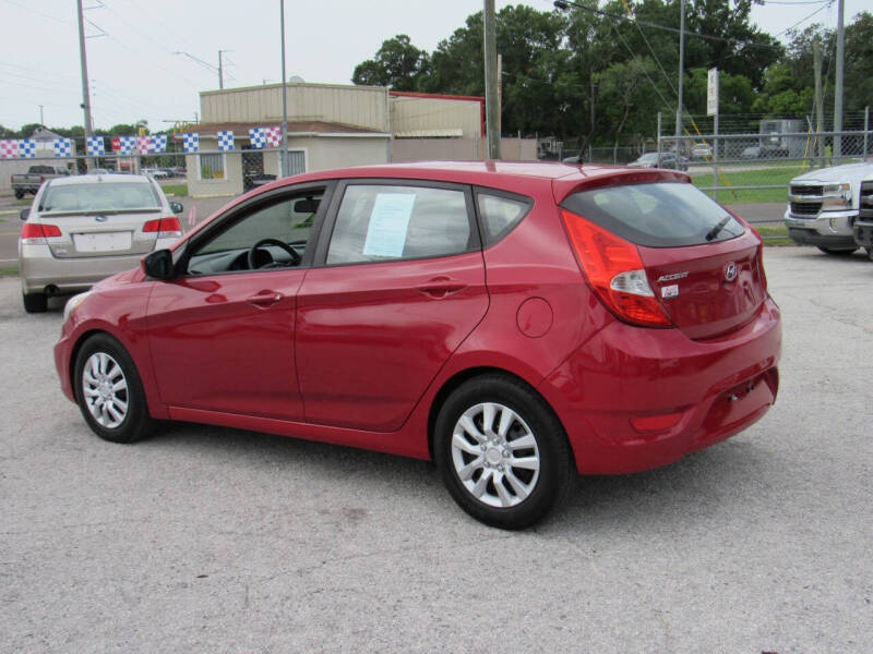 2017 Hyundai Accent SE