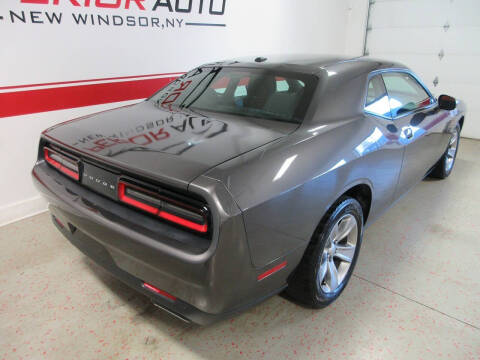2015 Dodge Challenger SXT