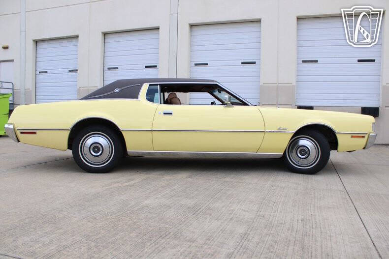 1972 Ford Thunderbird