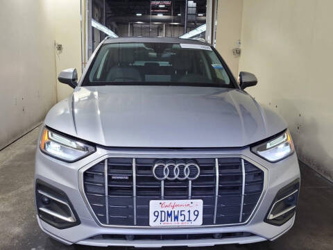 2023 Audi Q5 quattro Premium 40 TFSI