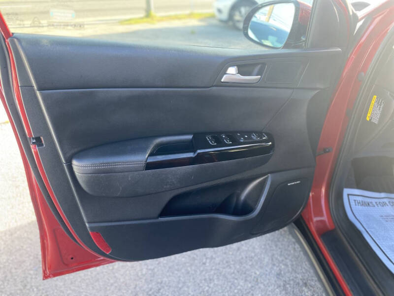 2022 Kia Sportage EX