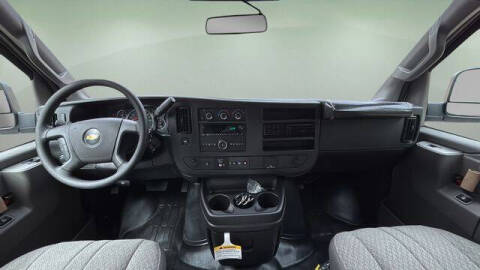 2025 Chevrolet Express 2500