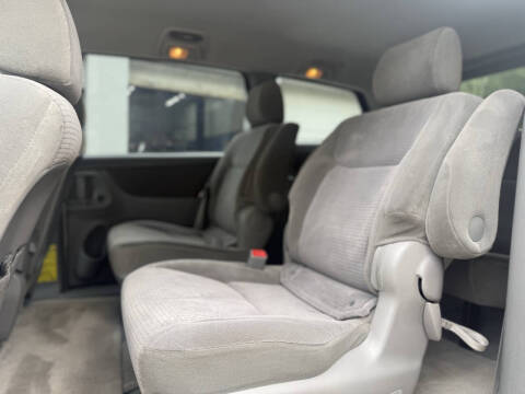 2006 Toyota Sienna LE 7 Passenger