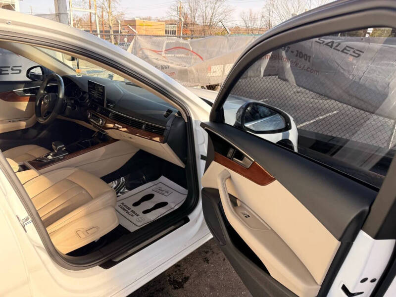 2021 Audi A4 quattro Premium 40 TFSI