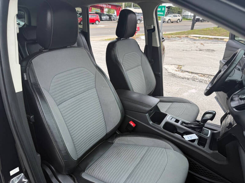 2019 Ford Escape SE