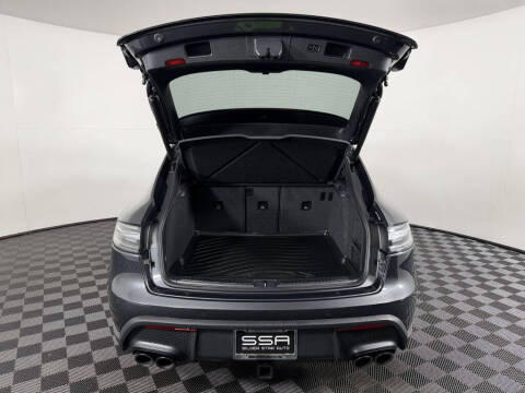 2023 Porsche Macan