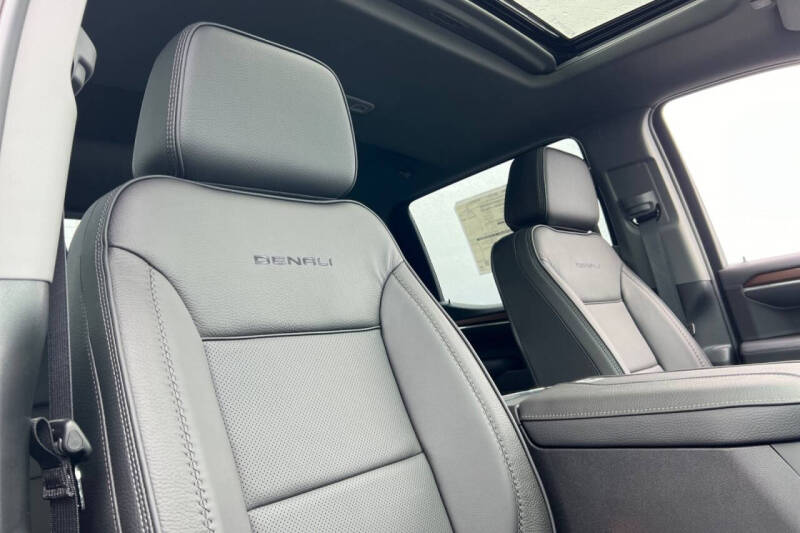 2025 GMC Sierra 1500