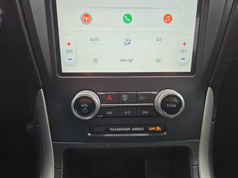 2022 Ford Edge SE