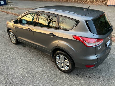 2014 Ford Escape S