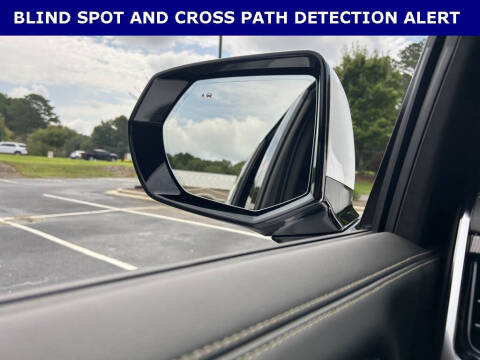 2025 GMC Yukon XL Elevation