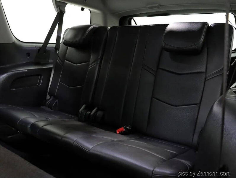 2018 Cadillac Escalade ESV Luxury