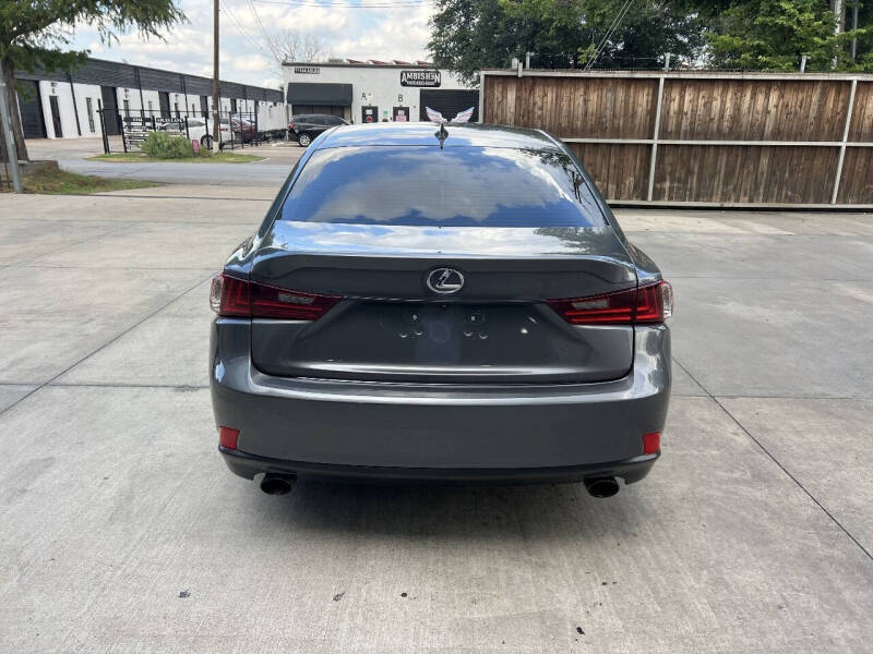 2016 Lexus IS 200t