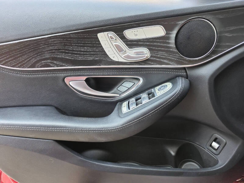 2016 Mercedes-Benz C-Class C 300